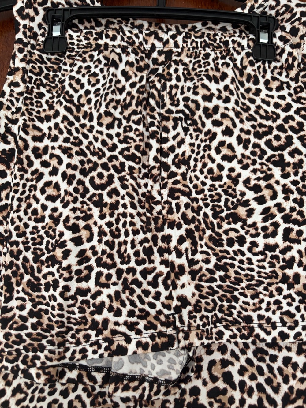 Women's Leopard Print 2 piece pajama set size - Picture 3 of 3